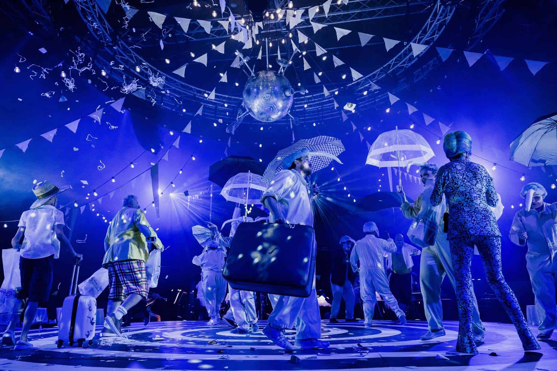 The Unruly Tourists 2023 - Photographer Andi Crown NZ Opera - become a member