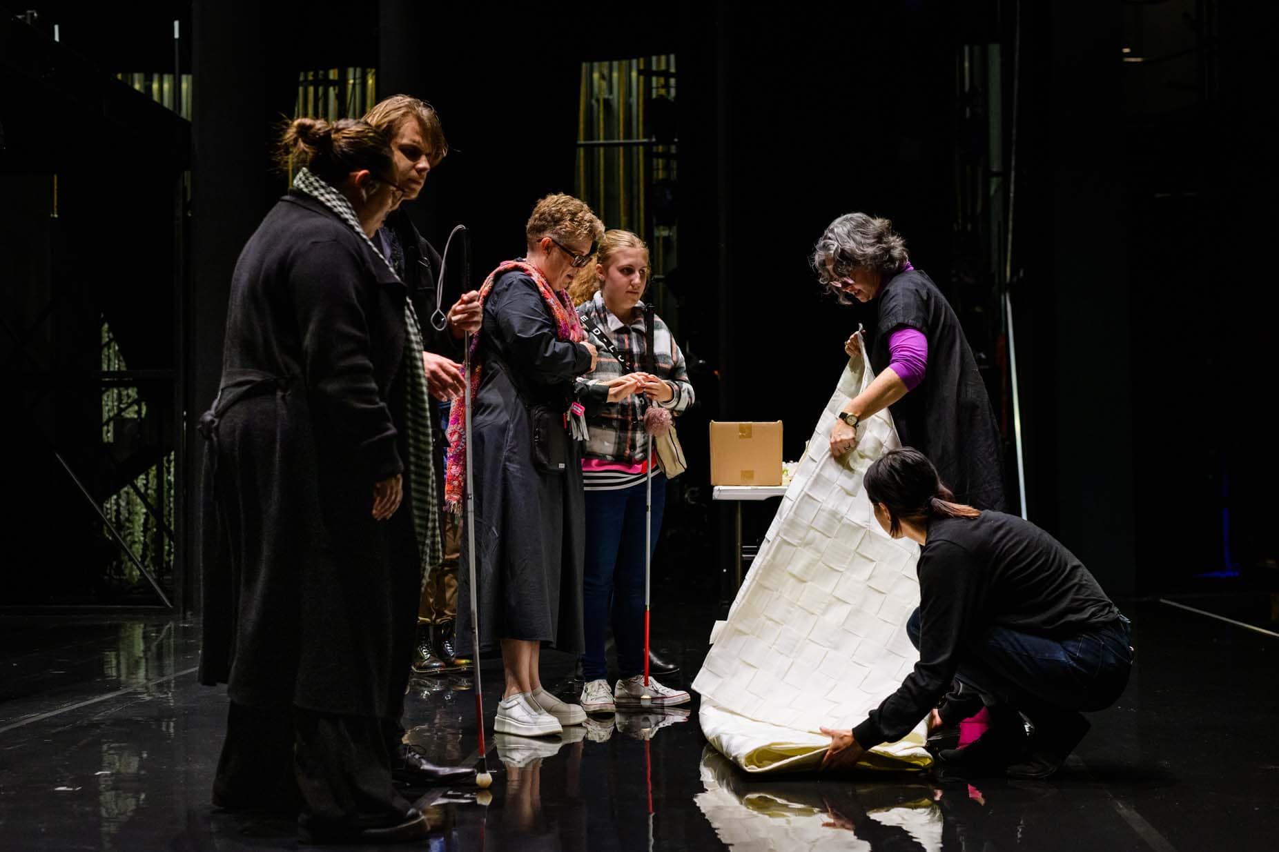 (m)Orpheus 2023 Touch Tour Auckland 2 Photography by Jinki Cambronero NZ Opera - accessibility
